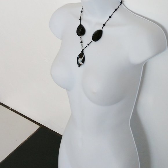 Black Beaded Statement Necklace With Agate Teardrop Pendants Handmade 19 Inches - Picture 11 of 12